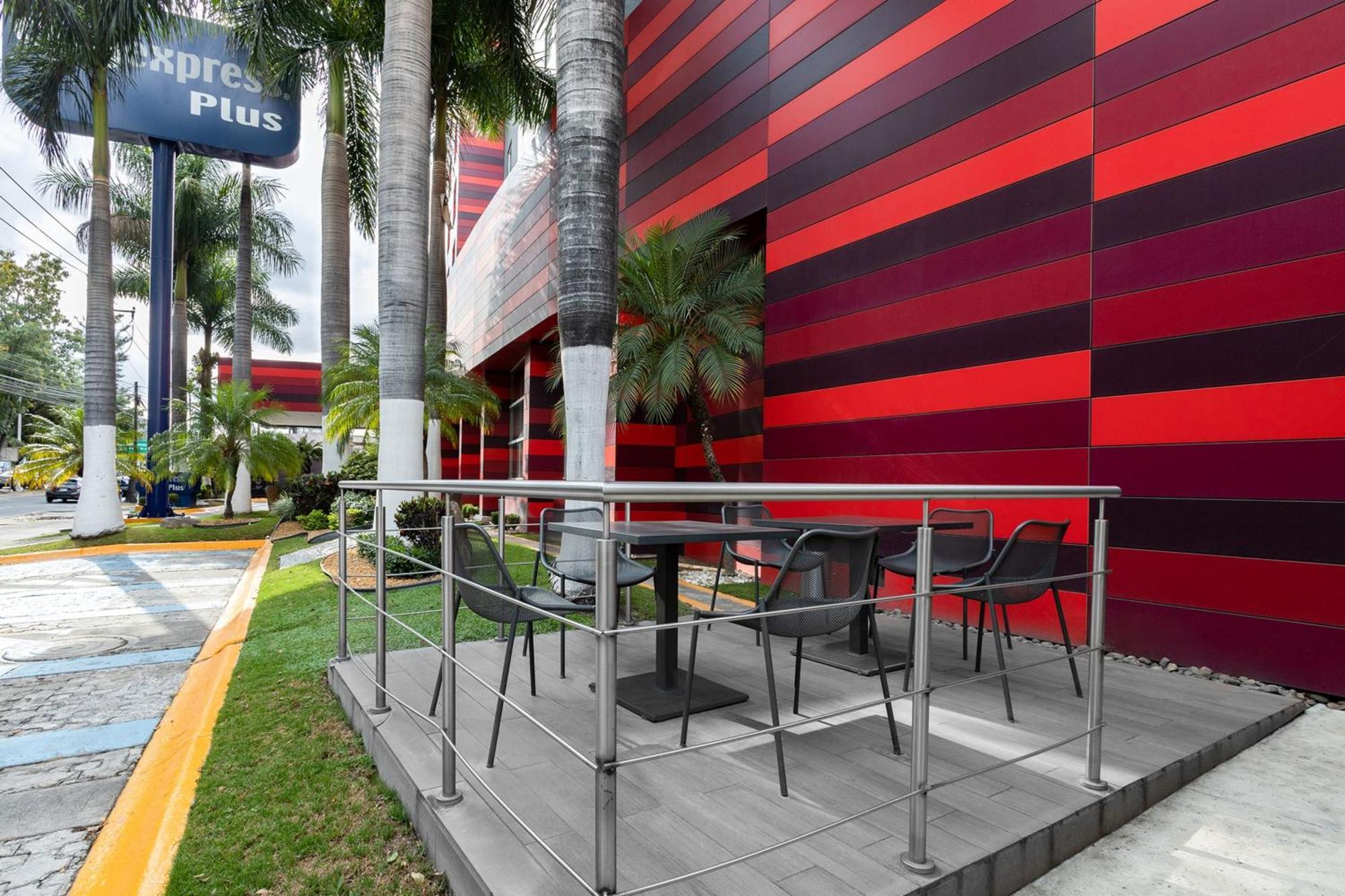 City Express Plus By Marriott Guadalajara Expo Zapopan Exteriör bild